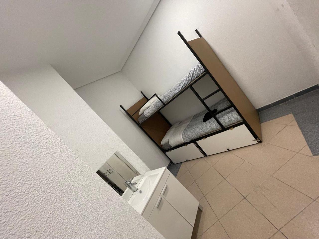 ホテル Parsa Residencial House マドリード エクステリア 写真