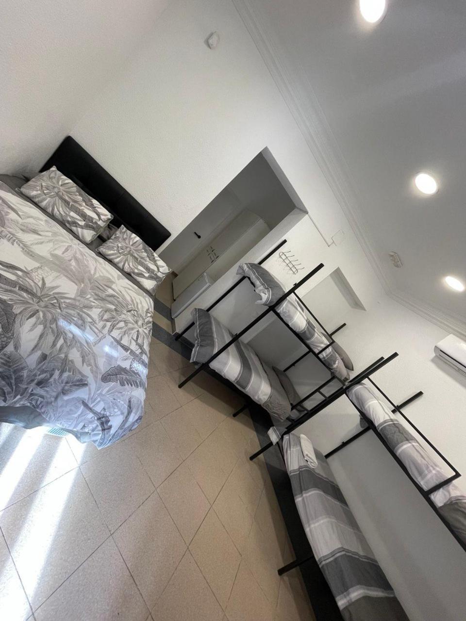 ホテル Parsa Residencial House マドリード エクステリア 写真